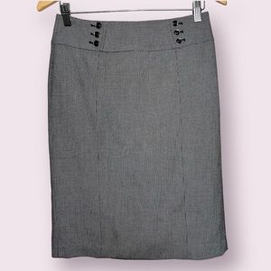 Size 4 White House Black Market Midi Pencil Skirt